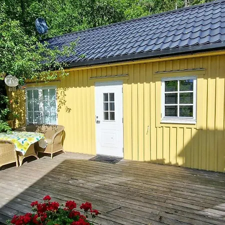 Yellow House By The Fjord In Idyllic *